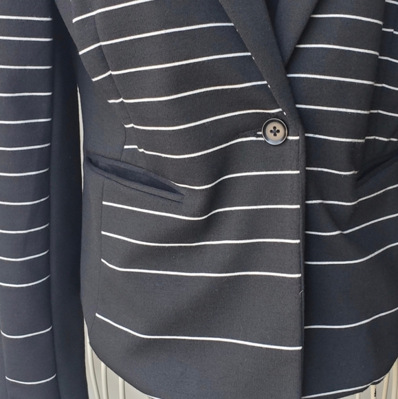 Carmen Marc Valvo Blazer - Picture 5 of 10